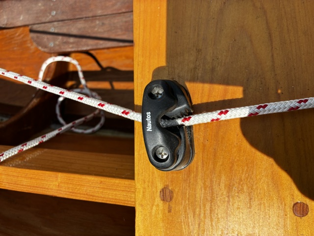 Cam cleat